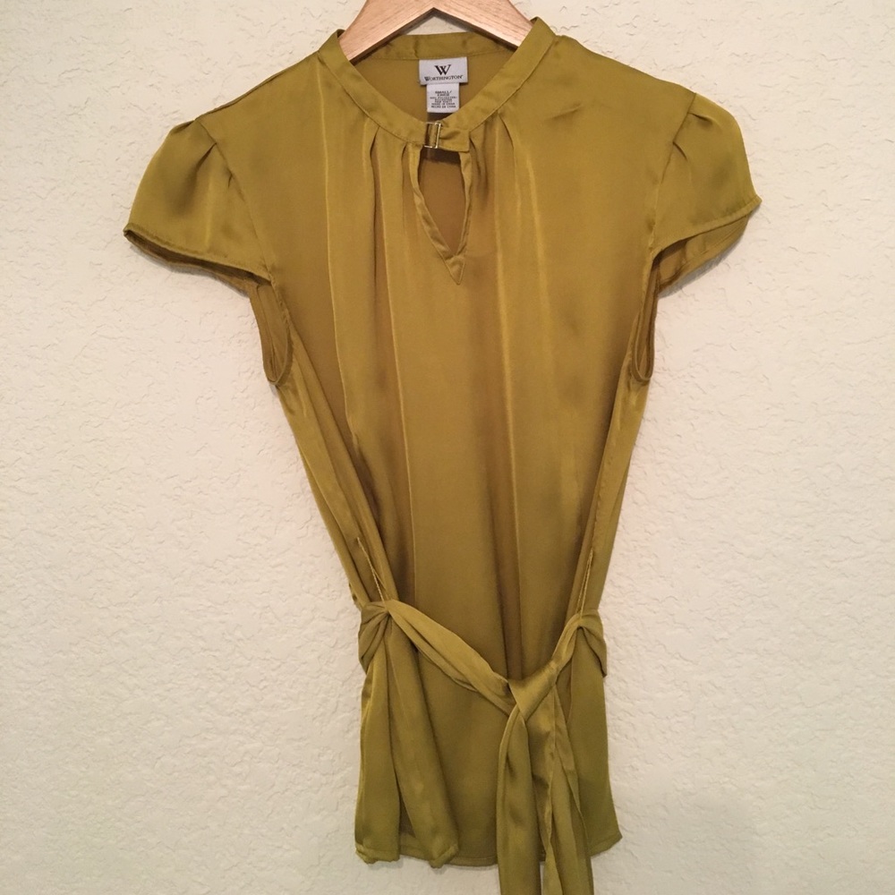 SILKY Olive Green Top